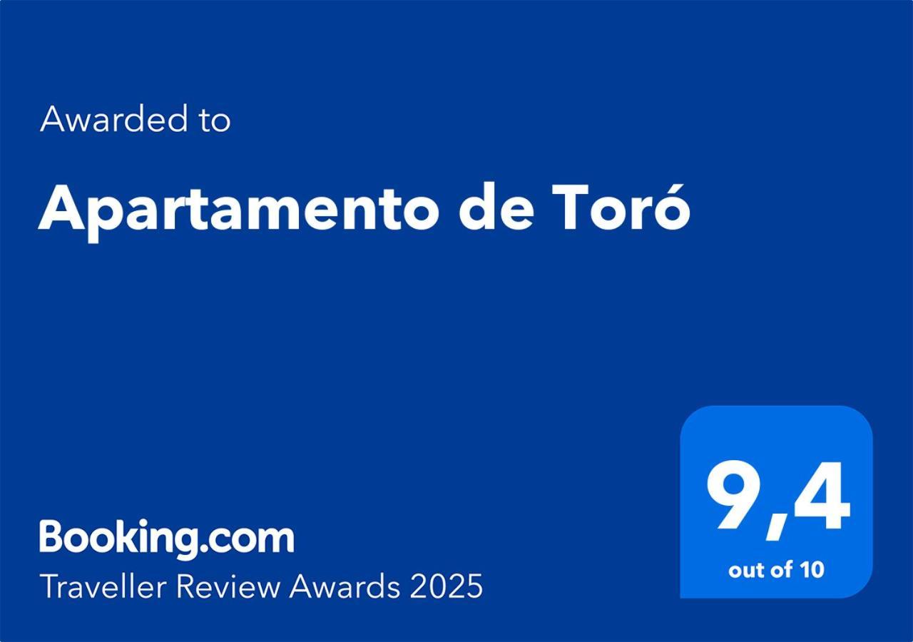 Apartamento De Toro 利亚内斯 外观 照片